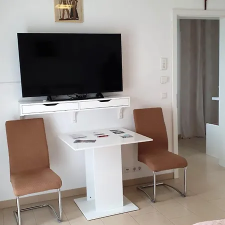Haus Max Holiday home *